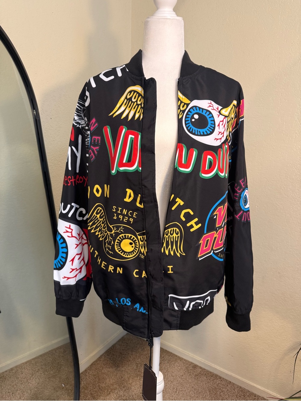 NWT men’s Bold Graphic Black Bomber Jacket with Multicolor Prints